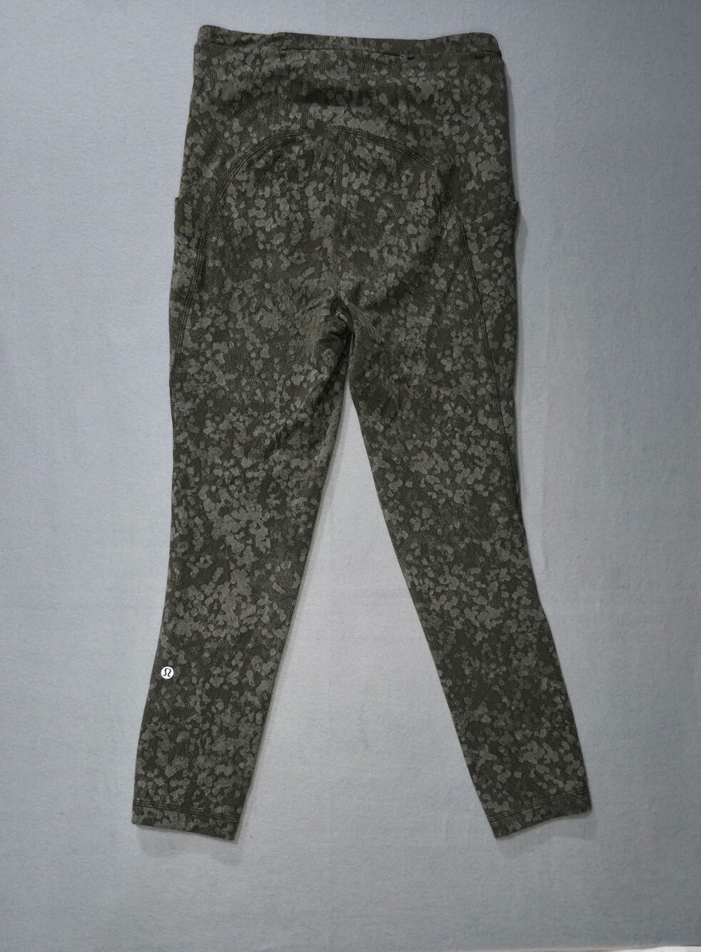Lululemon Camo Print Leggings, High Waist with Side Pockets - Size 6